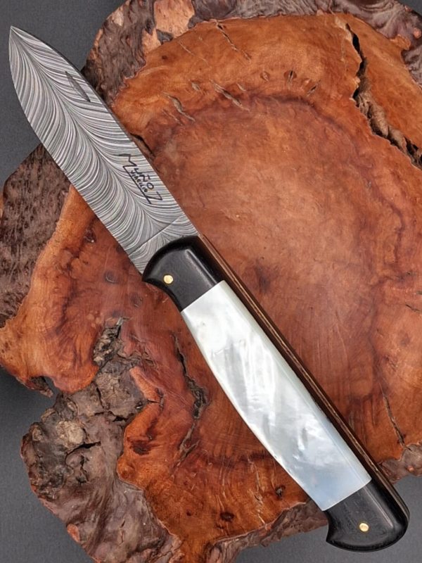 Couteau de chasse manche en nacre