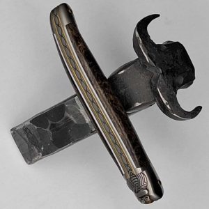 Couteau laguiole Fibre de carbone Or