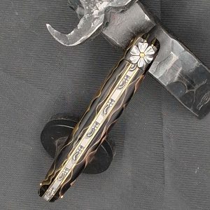 Couteau Laguiole Manche en œil or résine 11 cm